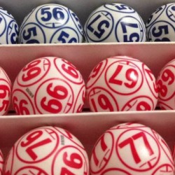 Bingo Balls/shipping inclusive